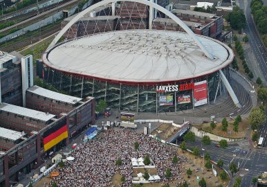 LANXESS arena - © Neuwieser - Flickr / Wikipedia