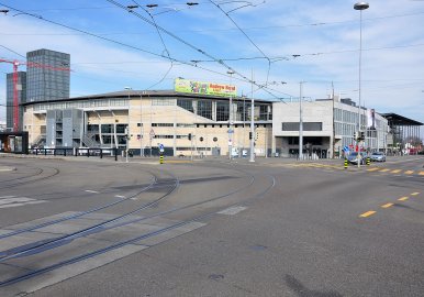 HALLENSTADION ZÜRICH - © Roland zh / Wikipedia