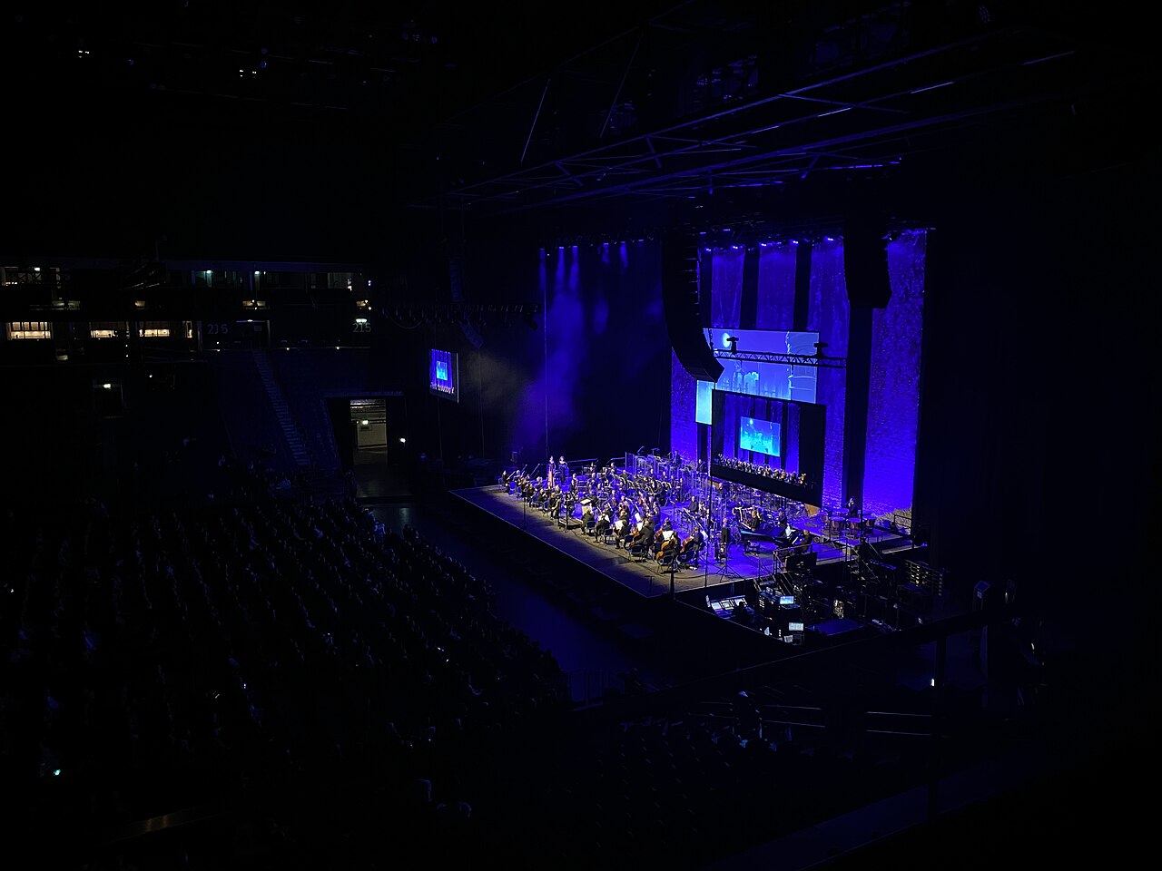 Mercedes-Benz Arena